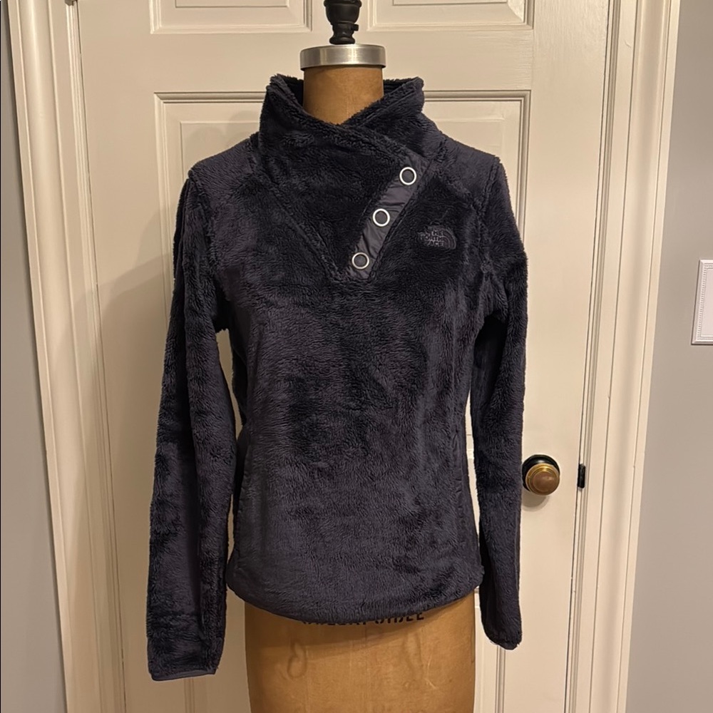 The North Face Navy Blue Fleece Pullover